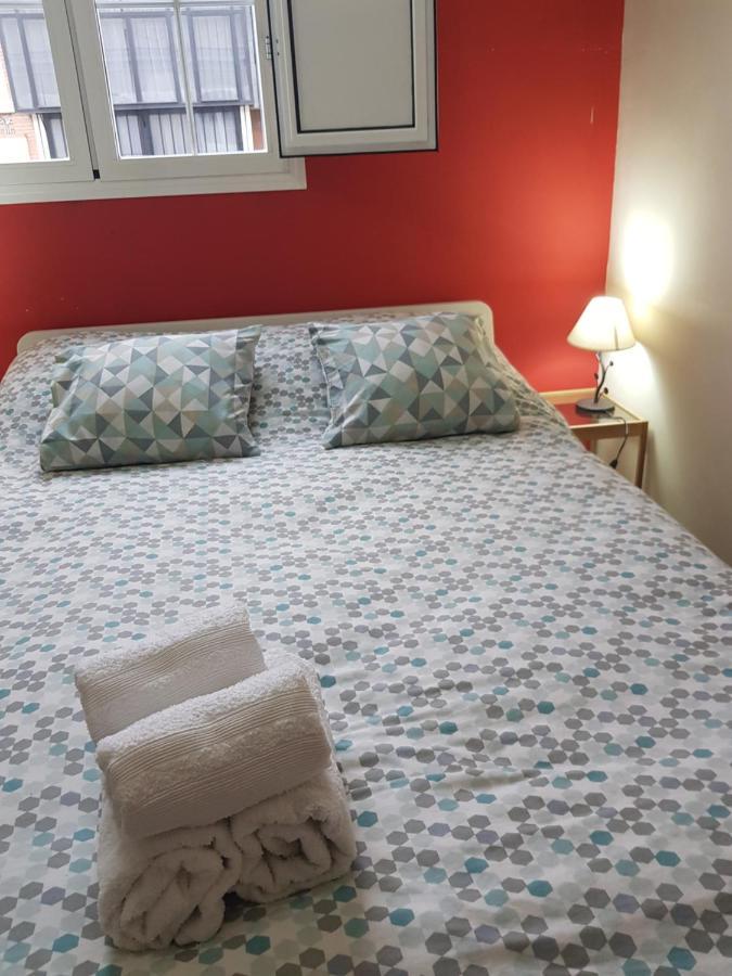 Magnifico Apartamento Tipo Duplex En Triana Sevilla Bagian luar foto