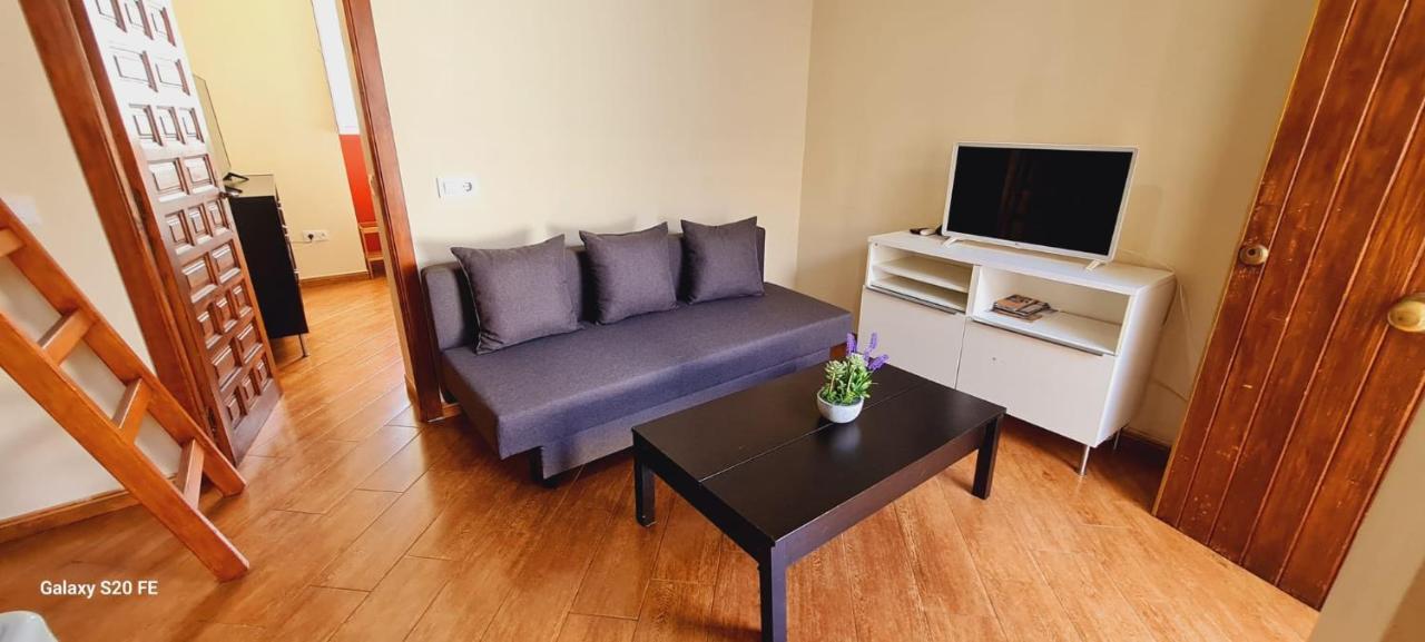 Magnifico Apartamento Tipo Duplex En Triana Sevilla Bagian luar foto